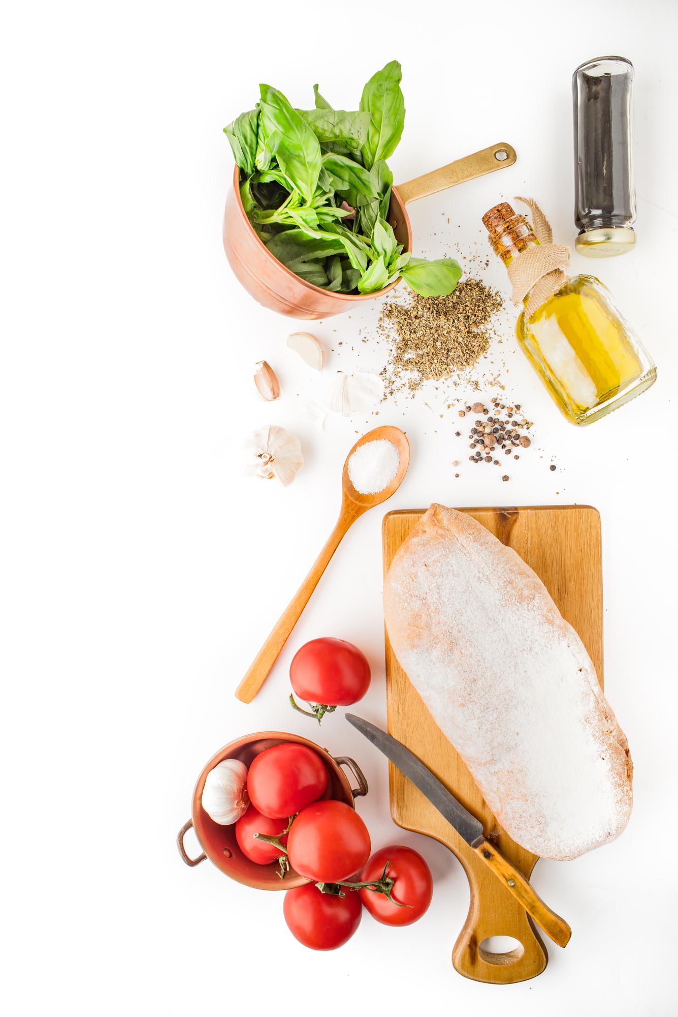 Ingredienti disposti per una ricetta